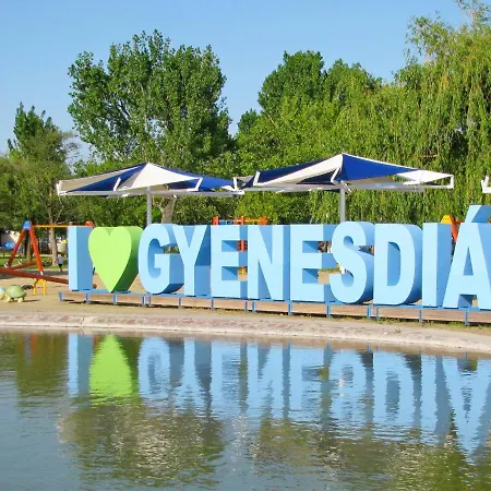 Babi Apartmanhaz * Gyenesdiás