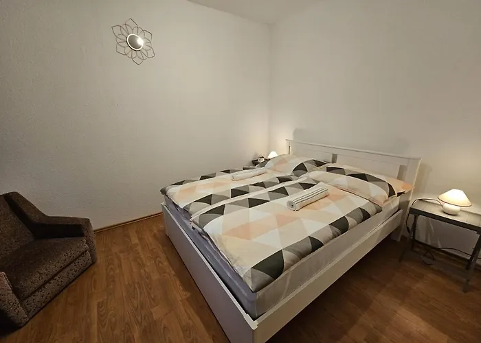 Babi Apartmanhaz Gyenesdiás